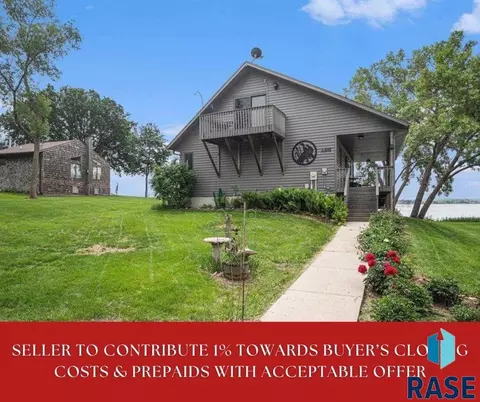 6199 Browning Dr, Madison, SD 57042