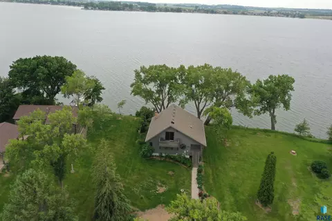 View/Area - 6199 Browning Dr, Madison, SD 57042 photo 2 of 3