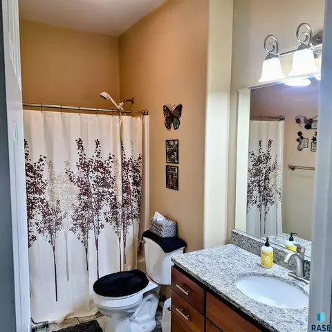 1508 Country Dr, Mitchell, SD 57301 photo 13