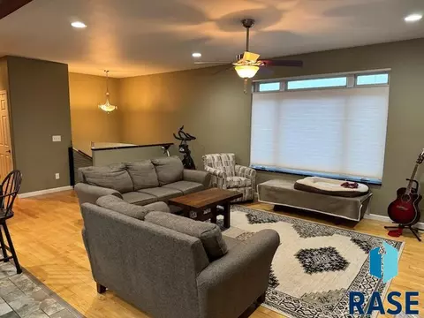 1508 Country Dr, Mitchell, SD 57301 photo 19