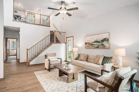 2506 E Cama Pl, Sioux Falls, SD 57108 photo 3