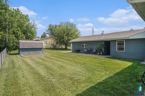 300 W 3rd St, Tea, SD 57064 photo 25