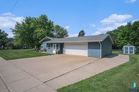 300 W 3rd St, Tea, SD 57064 photo 23