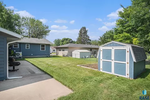300 W 3rd St, Tea, SD 57064 photo 22