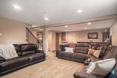 300 W 3rd St, Tea, SD 57064 photo 21