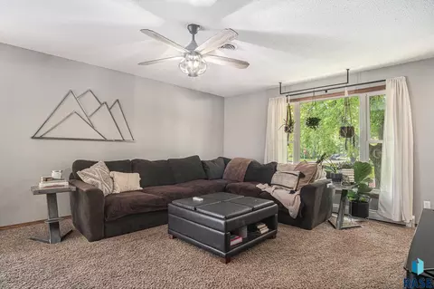 300 W 3rd St, Tea, SD 57064 photo 10