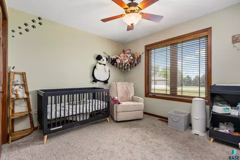 504 Wild Tree Cir, Crooks, SD 57020 photo 18