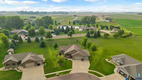 504 Wild Tree Cir, Crooks, SD 57020 photo 37