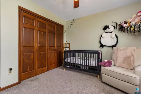 504 Wild Tree Cir, Crooks, SD 57020 photo 19