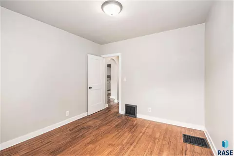 309 Wipf St, Freeman, SD 57029 photo 11