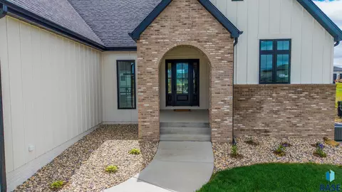 6609 E Hawker Cir, Sioux Falls, SD 57110 photo 51