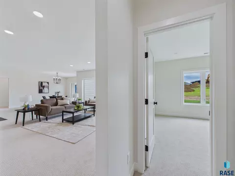 6609 E Hawker Cir, Sioux Falls, SD 57110 photo 45