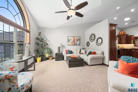 4400 E Aster Cir, Sioux Falls, SD 57103 photo 16
