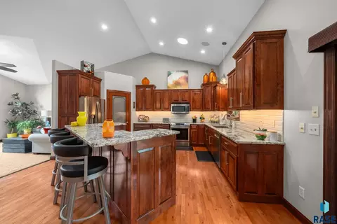 4400 E Aster Cir, Sioux Falls, SD 57103 photo 9