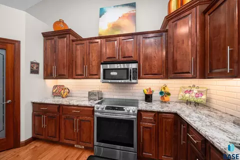 4400 E Aster Cir, Sioux Falls, SD 57103 photo 5