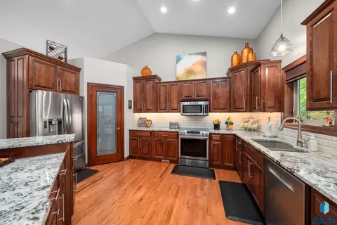 4400 E Aster Cir, Sioux Falls, SD 57103 photo 7