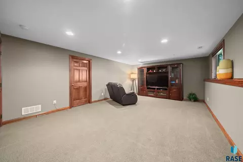 4400 E Aster Cir, Sioux Falls, SD 57103 photo 50