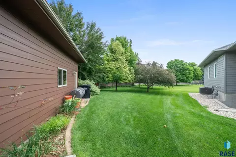 4400 E Aster Cir, Sioux Falls, SD 57103 photo 63