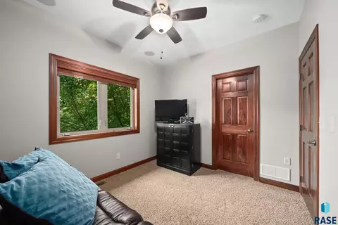 4400 E Aster Cir, Sioux Falls, SD 57103 photo 33