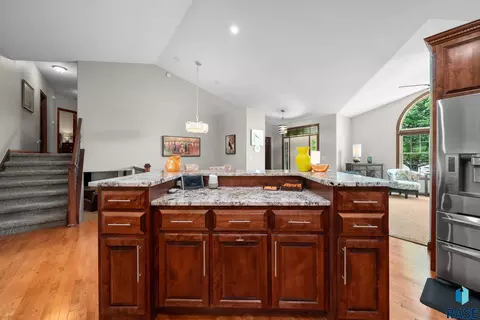 4400 E Aster Cir, Sioux Falls, SD 57103 photo 10