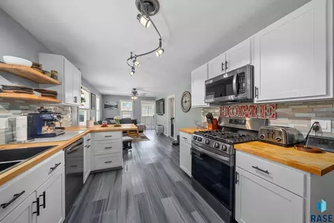 2004 E Mulberry St, Sioux Falls, SD 57103 photo 16