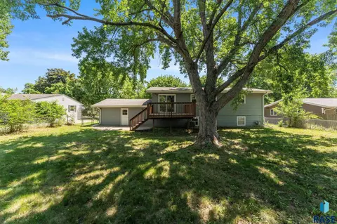 409 S 8th Ave, Brandon, SD 57005 photo 30