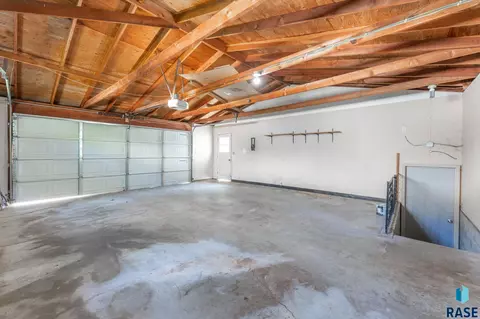 409 S 8th Ave, Brandon, SD 57005 photo 27