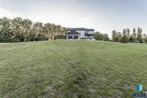 25265 466th Ave, Hartford, SD 57033 photo 2