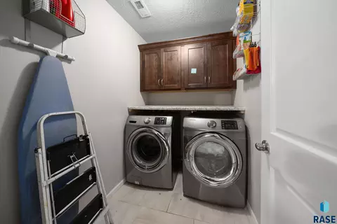 601 W Highpointe St, Tea, SD 57064 photo 31