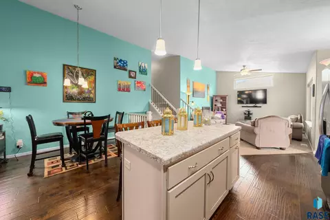 601 W Highpointe St, Tea, SD 57064 photo 4