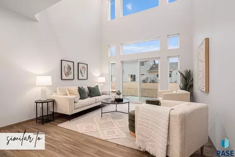 8016 E Tencate Pl, Sioux Falls, SD 57110 photo 2
