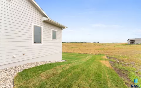 300 Willow Trl, Crooks, SD 57020 photo 69