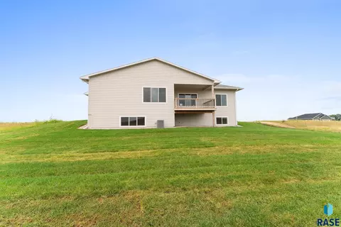 300 Willow Trl, Crooks, SD 57020 photo 72