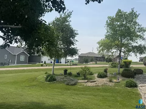 45122 Herman Blvd, Madison, SD 57042 photo 40