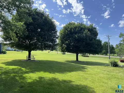 45122 Herman Blvd, Madison, SD 57042 photo 50