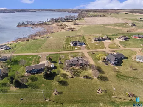 45122 Herman Blvd, Madison, SD 57042 photo 80