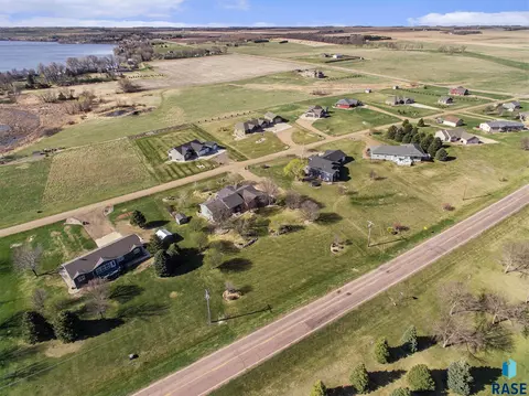 45122 Herman Blvd, Madison, SD 57042 photo 81