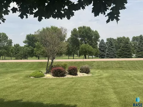 45122 Herman Blvd, Madison, SD 57042 photo 42