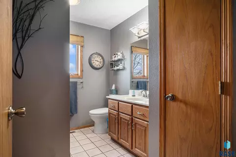 45122 Herman Blvd, Madison, SD 57042 photo 20