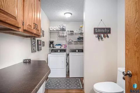 45122 Herman Blvd, Madison, SD 57042 photo 11