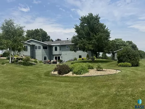 45122 Herman Blvd, Madison, SD 57042 photo 38