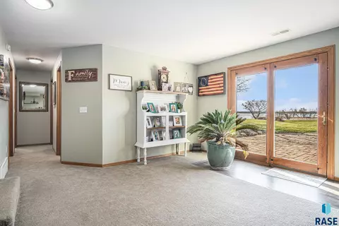 45122 Herman Blvd, Madison, SD 57042 photo 30