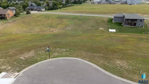 116 High Cross Cir, Crooks, SD 57020