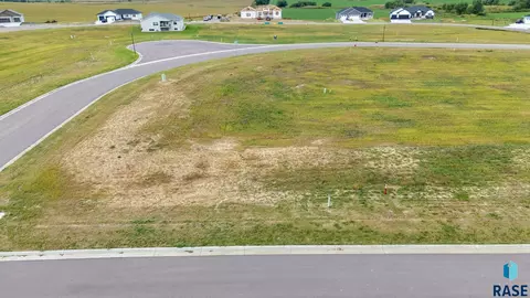 101 High Cross Cir Trl, Crooks, SD 57020