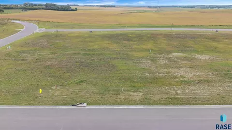509 W Dianne St, Crooks, SD 57020