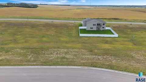 609 W Dianne St, Crooks, SD 57020