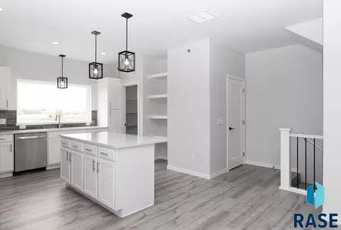 Kitchen - 5000 E 54th St, Sioux Falls, SD 57110 photo 1 of 2
