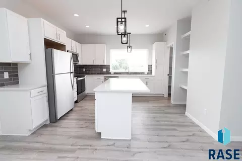 5000 E 54th St, Sioux Falls, SD 57110 photo 8