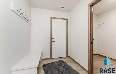 Entry Way - 1001 E Wayne Pl, Tea, SD 57064 photo 2 of 2