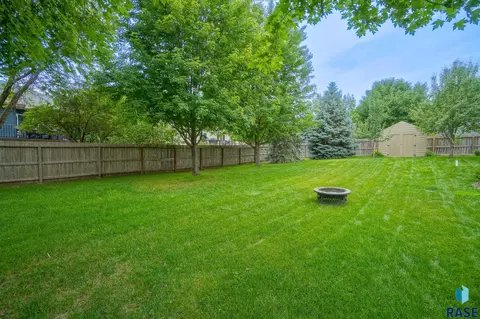 513 E Switch Grass Trl, Brandon, SD 57005 photo 47